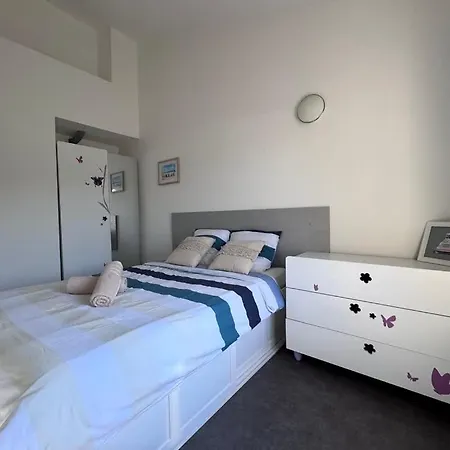 Sunset Kiwi 3* Aytré