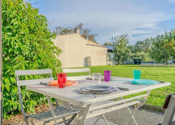 Sunset Kiwi Apartment 3*